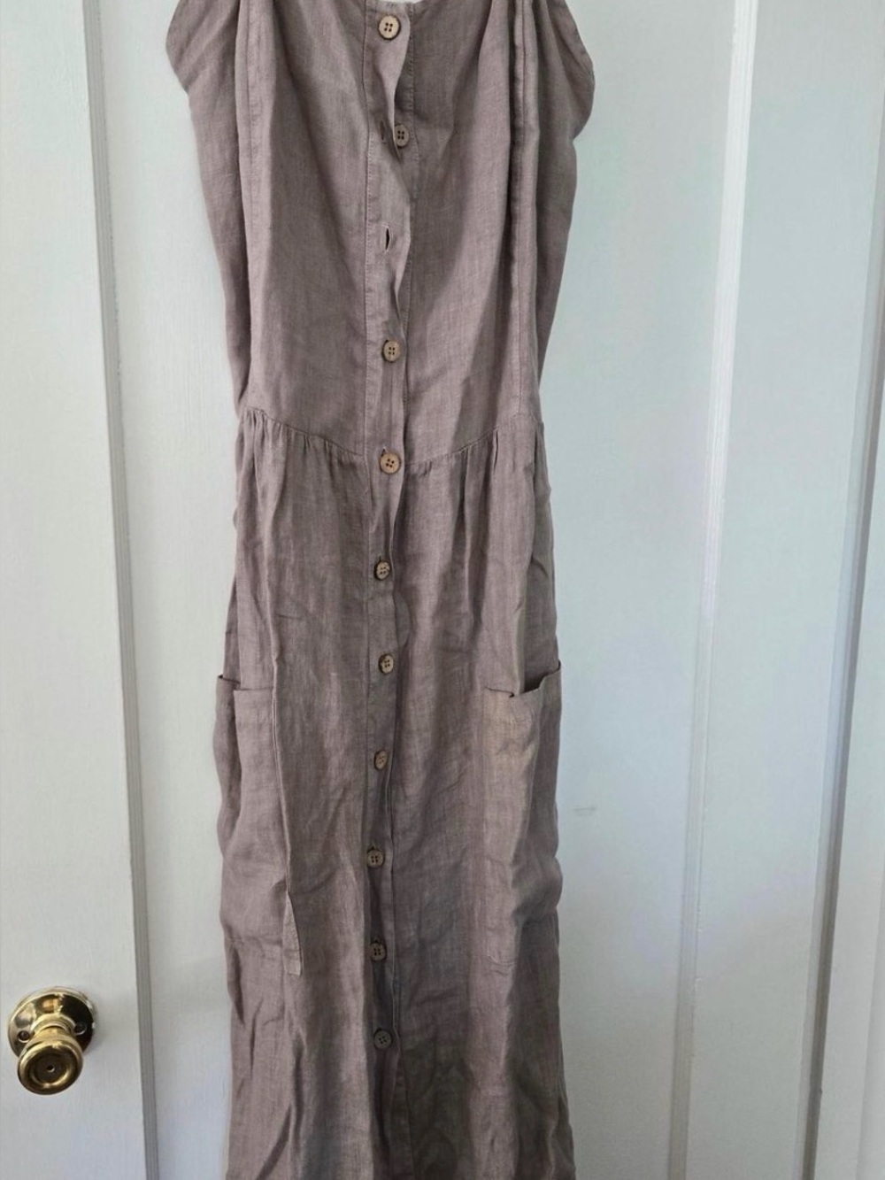 Inizio linen maxi dress with buttons and pockets medium